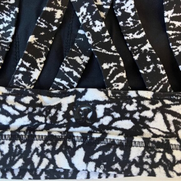 Lululemon Game Day Top Ice Breaker White Black / Iced Wave White Black - Picture 4 of 5